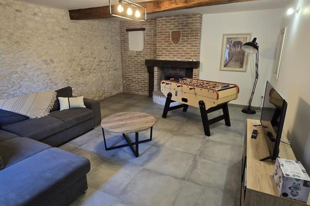 Villa Aux Deux Marronniers Cathares à Castelnau-de-Lévis Extérieur photo